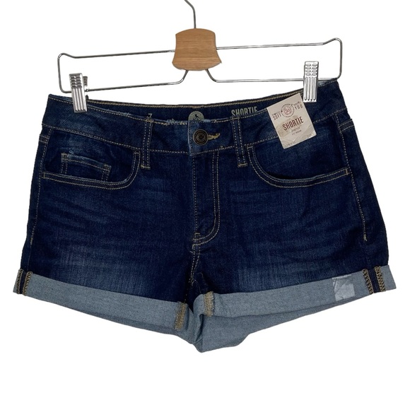 SO Jeans Shortie Shorts NWT - Picture 1 of 7